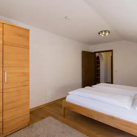 شقة Steingroever